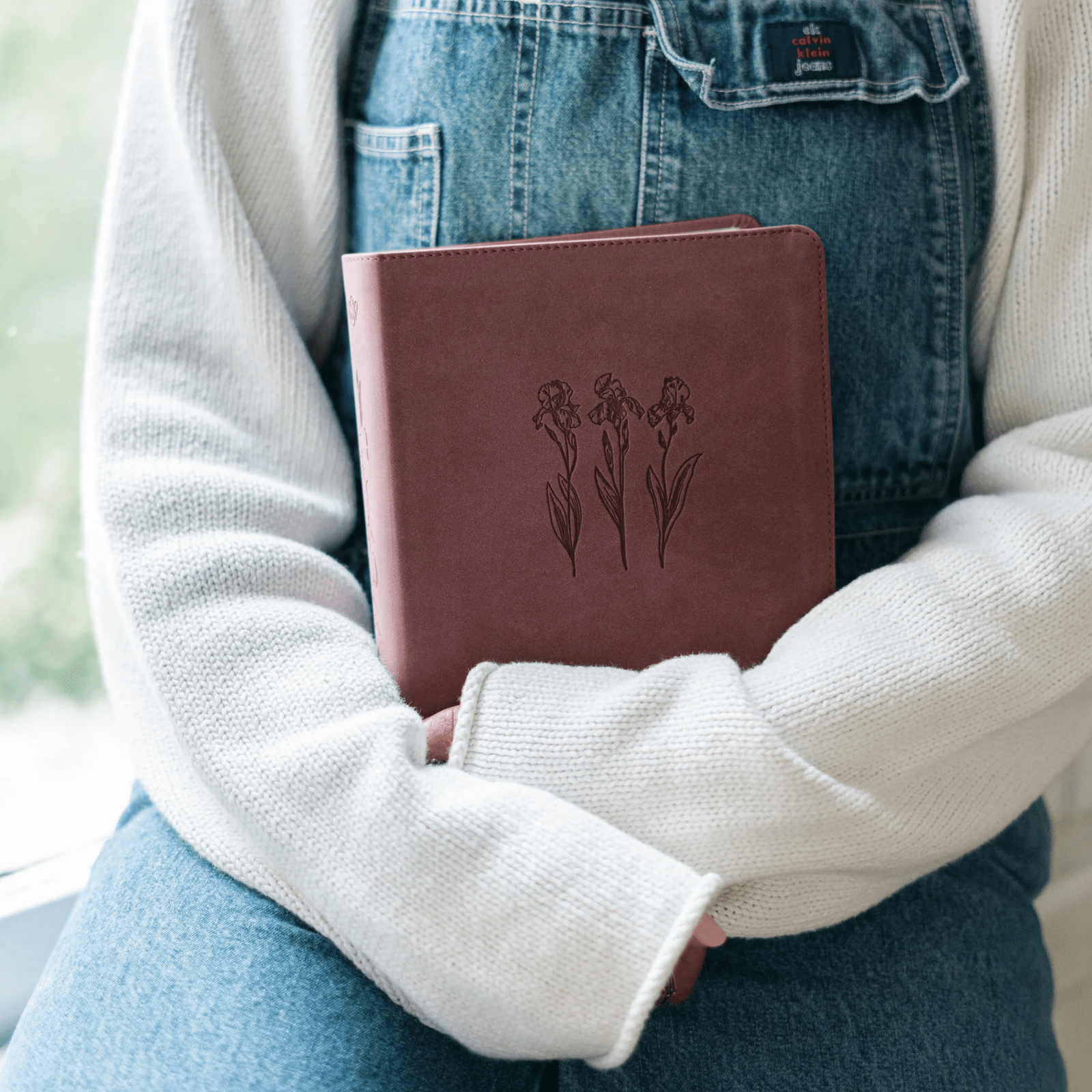 Helena ESV Journaling Bible - Lizzy G's Fine Gifts