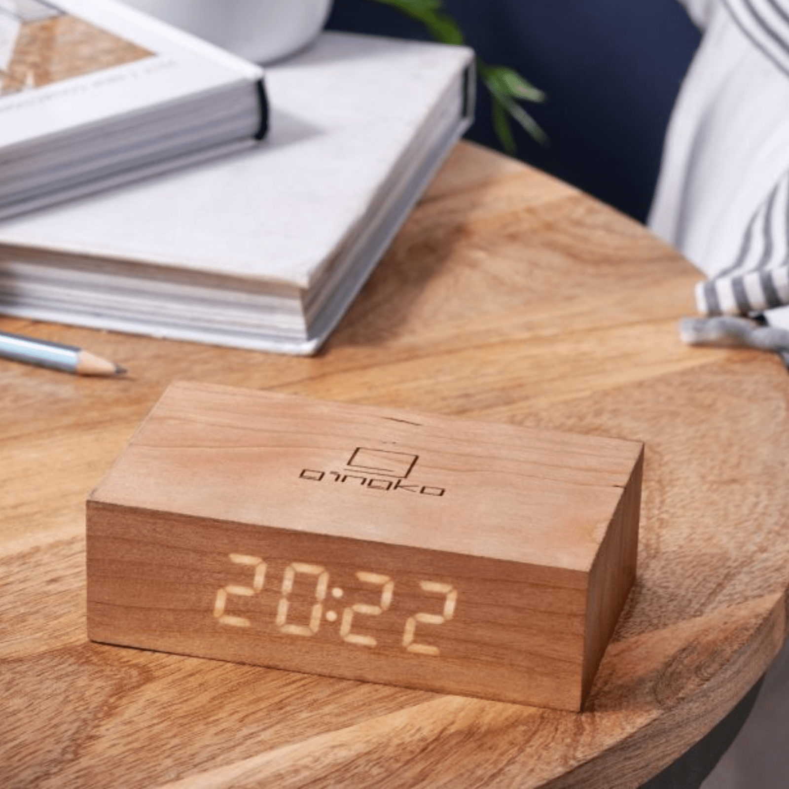 Flip Click Sound Activated Alarm Clock - Lizzy G's Fine Gifts