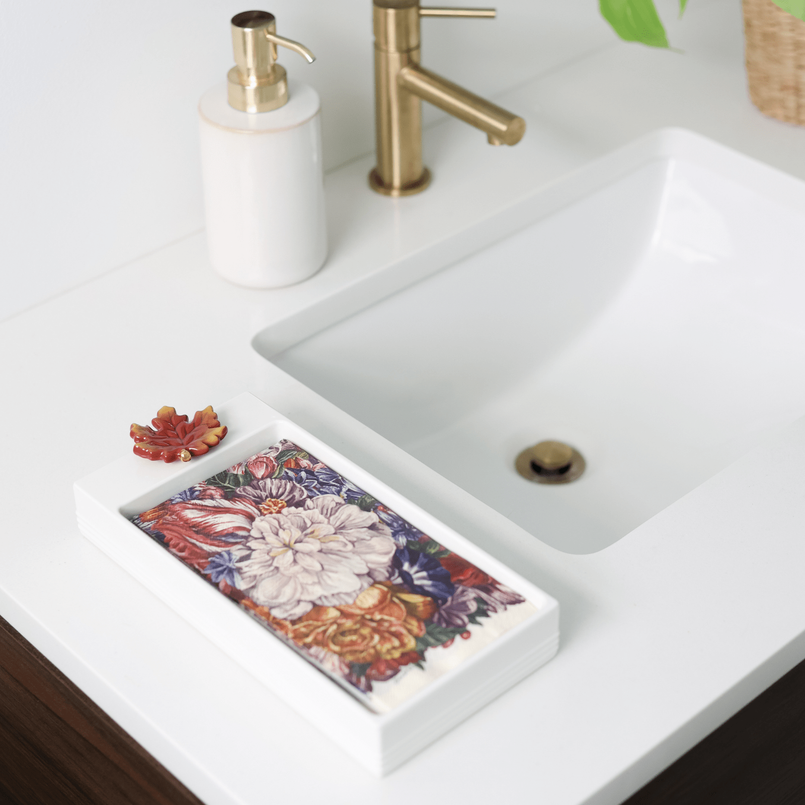 Melamine Guest Towel Holder - Lizzy G's Fine Gifts