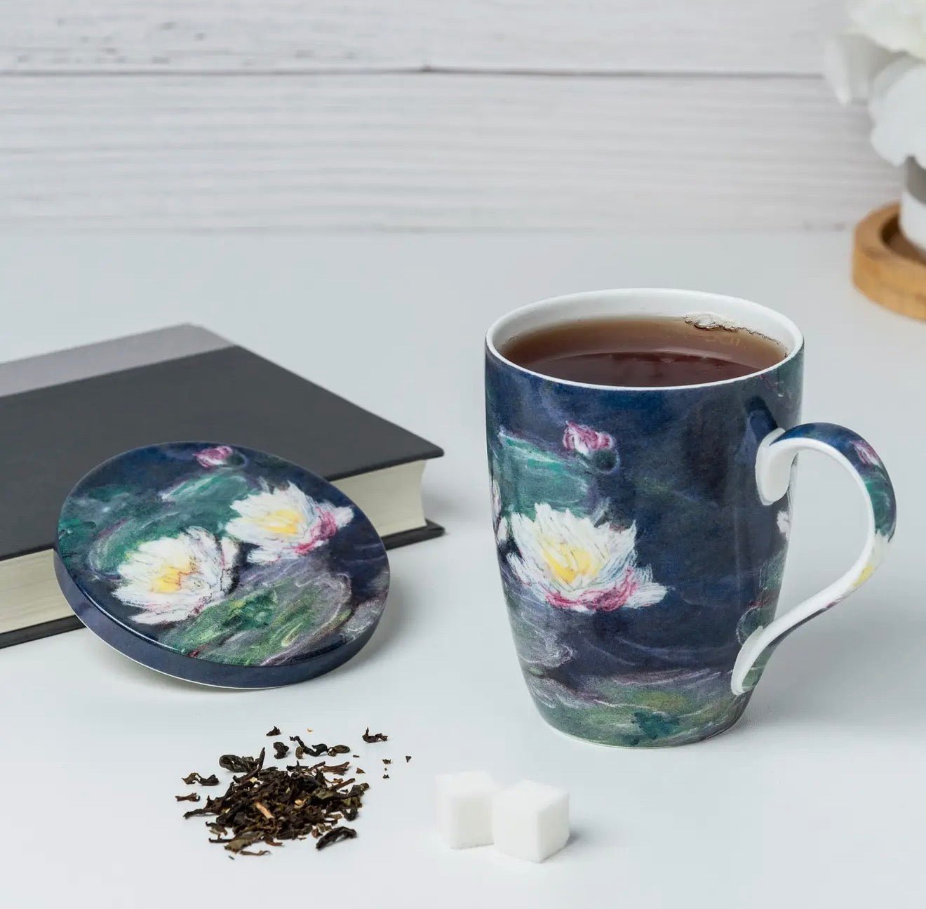 Monet Water Lilies Tea Infuser Mug with Lid - Lizzy G's Fine Gifts